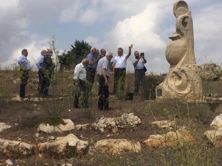 اتّحاد الكرمل 48 يطرح قضيّة العلاقة مع وزارة الثّقافة